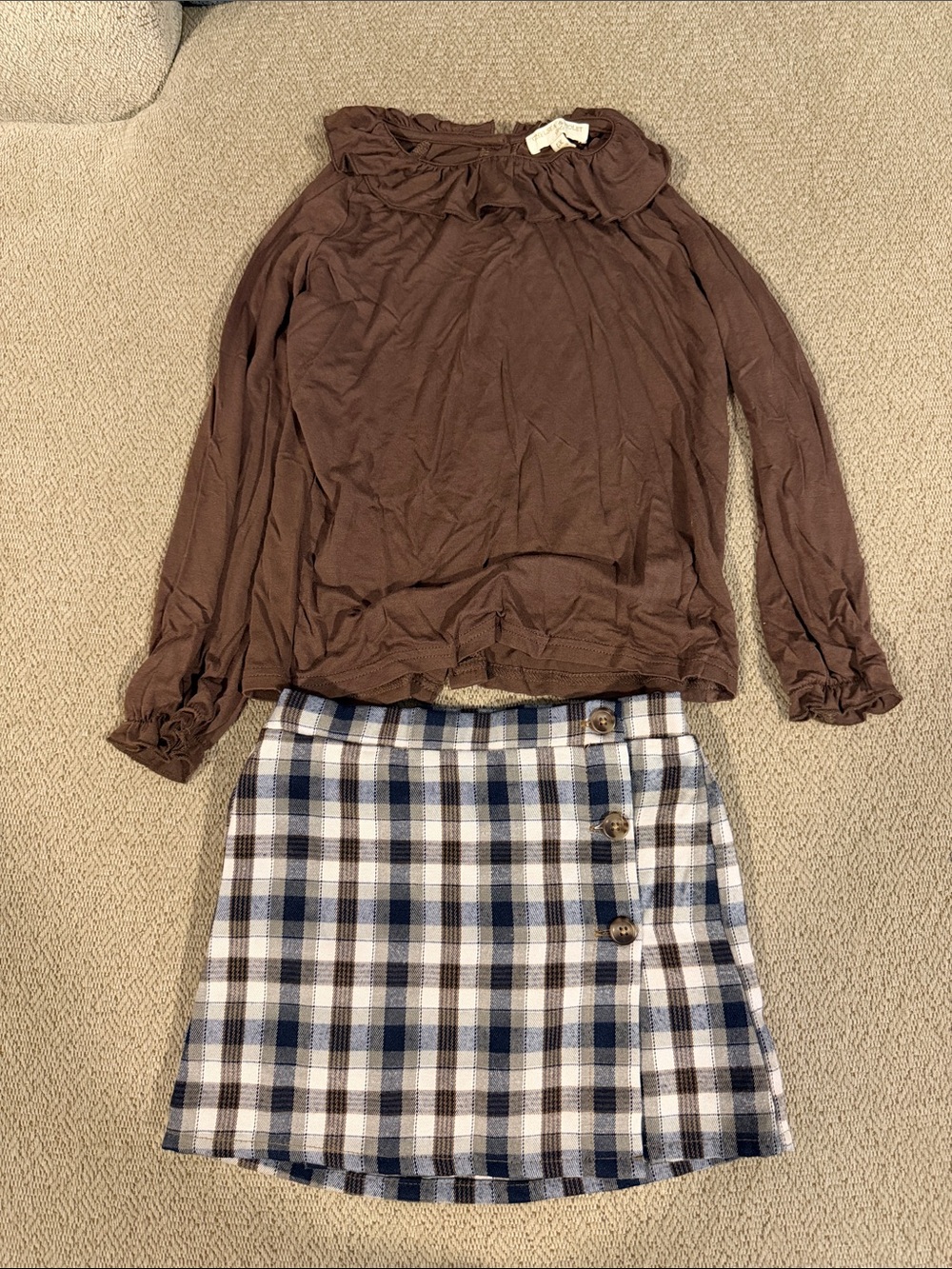 Chelsea & Violet Brown Ruffle-Neck Long Sleeve Top